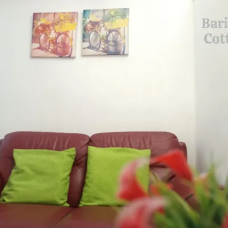 Vendégház Bari Cottage 3*